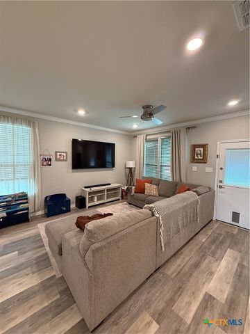 1908 Brandon Oak, New Braunfels, TX 78130