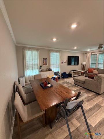 1908 Brandon Oak, New Braunfels, TX 78130