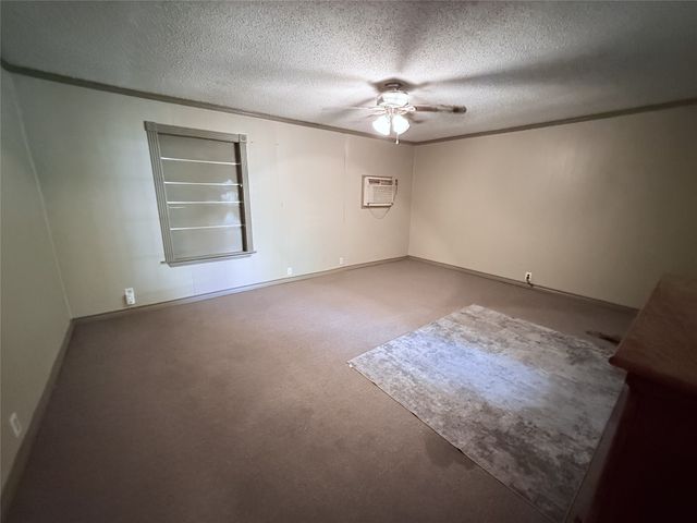 1603 Cherry Street, Gainesville, TX 76240