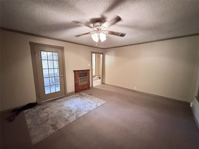 1603 Cherry Street, Gainesville, TX 76240