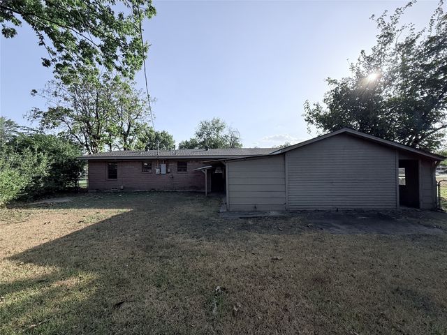 1603 Cherry Street, Gainesville, TX 76240