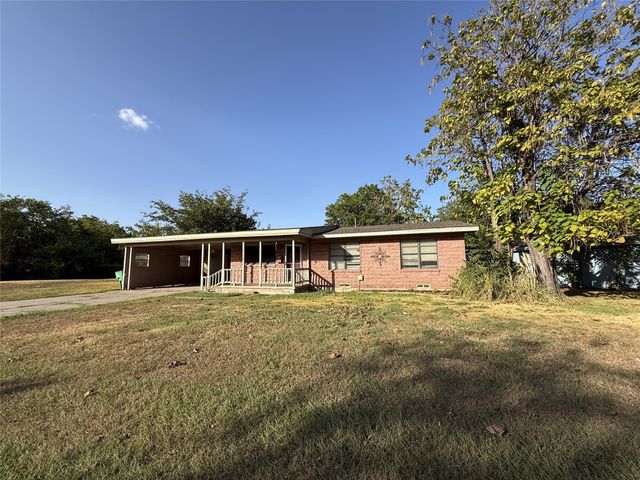 1603 Cherry Street, Gainesville, TX 76240