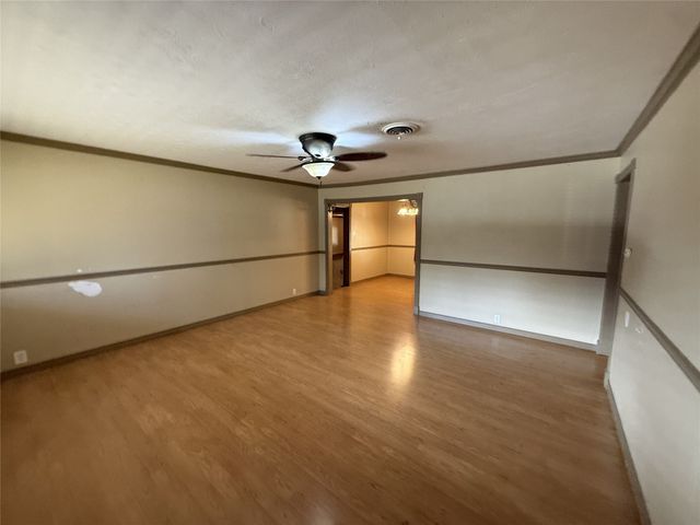 1603 Cherry Street, Gainesville, TX 76240