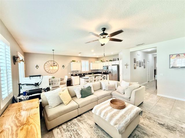 2769 LIMERICK CIRCLE, Grand Island, FL 32735
