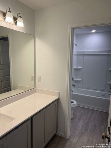 2164 Griffith, Seguin, TX 78155