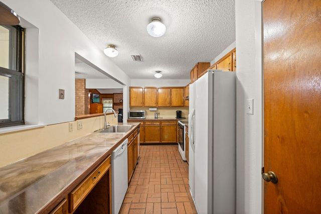 605 County Road 2445, Mineola, TX 75773