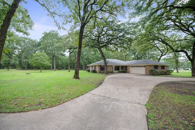 605 County Road 2445, Mineola, TX 75773