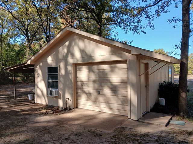 605 County Road 2445, Mineola, TX 75773