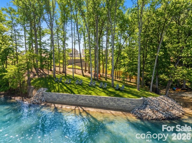 17910 Wilbanks Drive, Charlotte, NC 28278