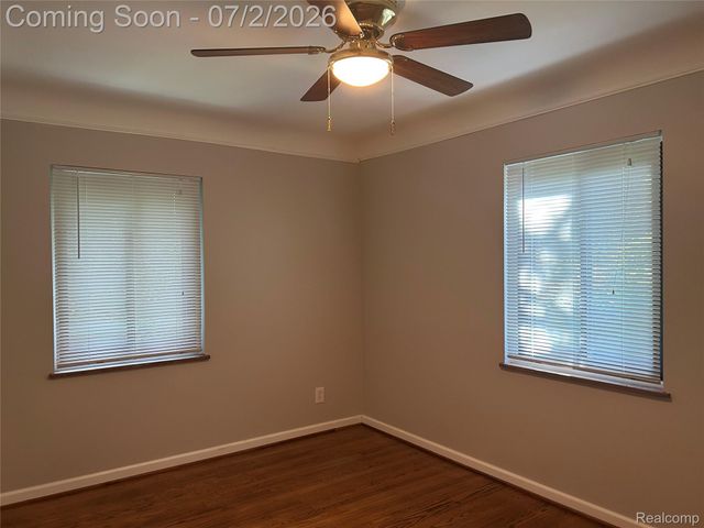 16080 Merriman Road, Livonia, MI 48154