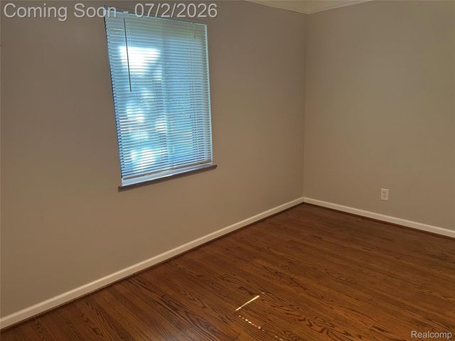 16080 Merriman Road, Livonia, MI 48154