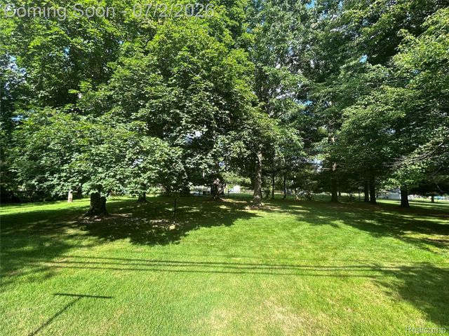 16080 Merriman Road, Livonia, MI 48154