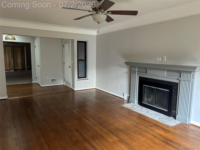 16080 Merriman Road, Livonia, MI 48154