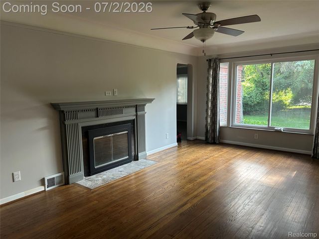 16080 Merriman Road, Livonia, MI 48154