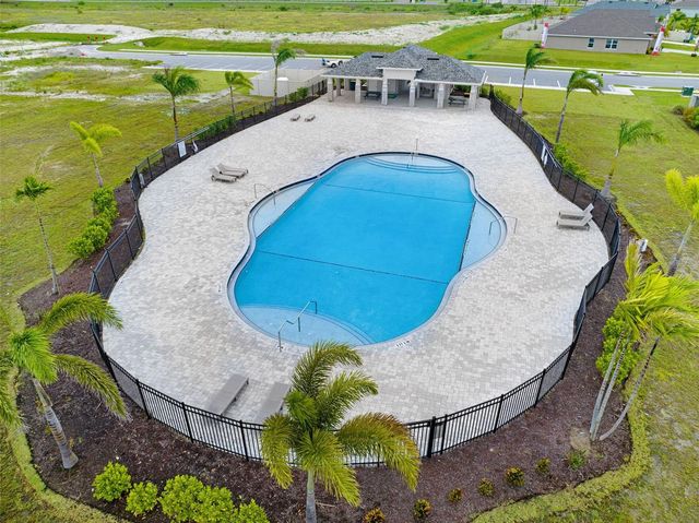 2530 ROYGARIS STREET NW, Palm Bay, FL 32907