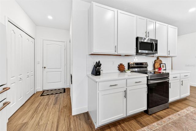 2530 ROYGARIS STREET NW, Palm Bay, FL 32907