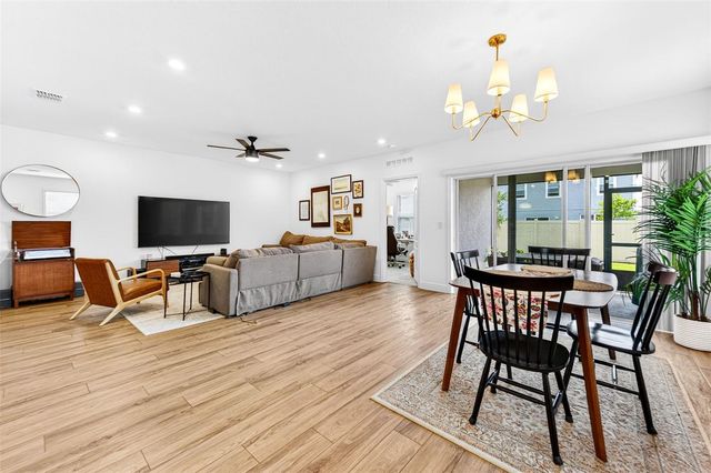 2530 ROYGARIS STREET NW, Palm Bay, FL 32907