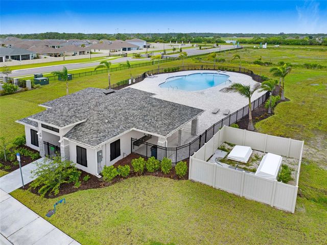 2530 ROYGARIS STREET NW, Palm Bay, FL 32907