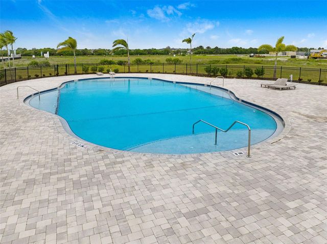 2530 ROYGARIS STREET NW, Palm Bay, FL 32907