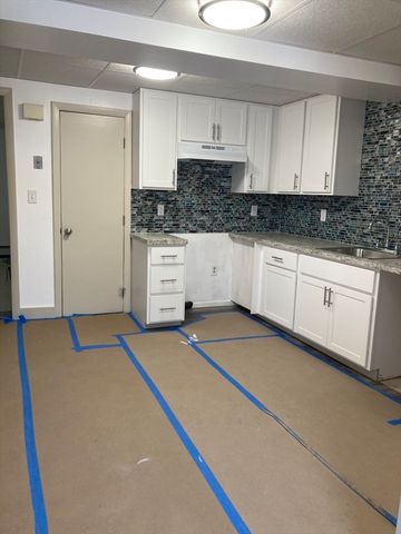 32 West Main 202, Marlborough, MA 01752
