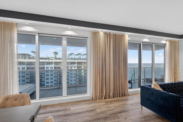 2301 Collins Avenue Ph14, Miami Beach, FL 33139