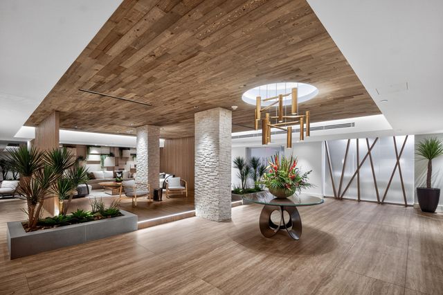 2301 Collins Avenue Ph14, Miami Beach, FL 33139