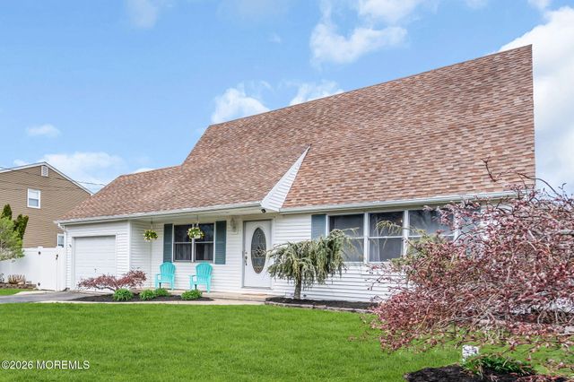 305 Hudson Drive, Brick, NJ 08723