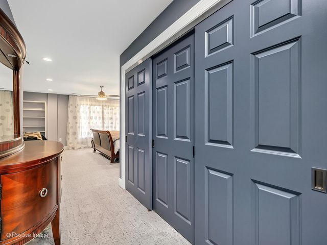 1401 Burr Oak Road 114B, Hinsdale, IL 60521