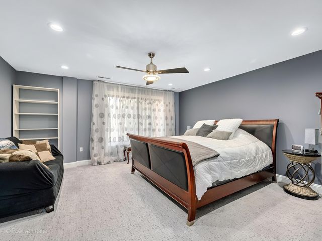 1401 Burr Oak Road 114B, Hinsdale, IL 60521