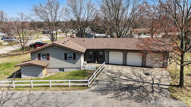 1206 Woodland Drive, Hopkins Twp, MI 49348