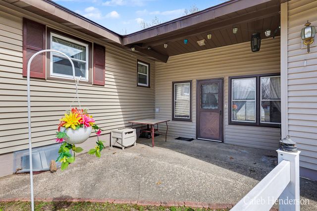 1206 Woodland Drive, Hopkins Twp, MI 49348