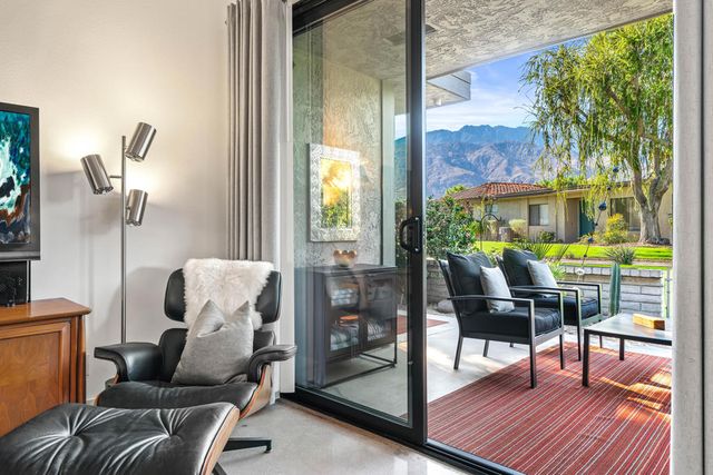 1249 Trofeo Circle, Palm Springs, CA 92262