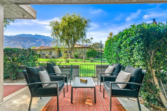1249 Trofeo Circle, Palm Springs, CA 92262