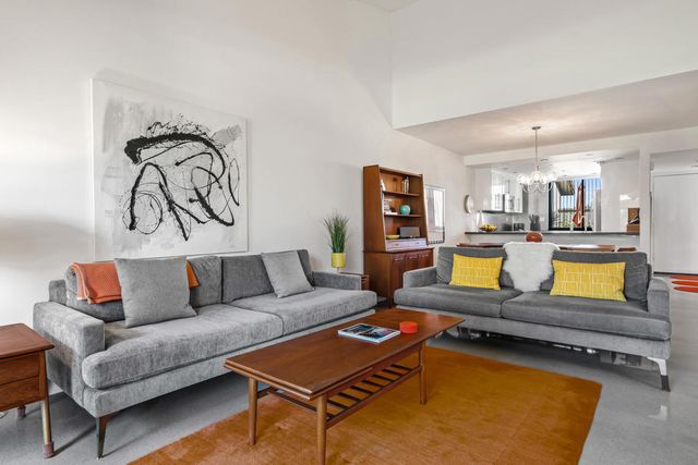 1249 Trofeo Circle, Palm Springs, CA 92262