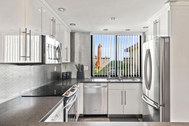 1249 Trofeo Circle, Palm Springs, CA 92262