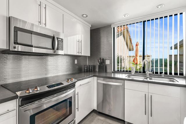 1249 Trofeo Circle, Palm Springs, CA 92262