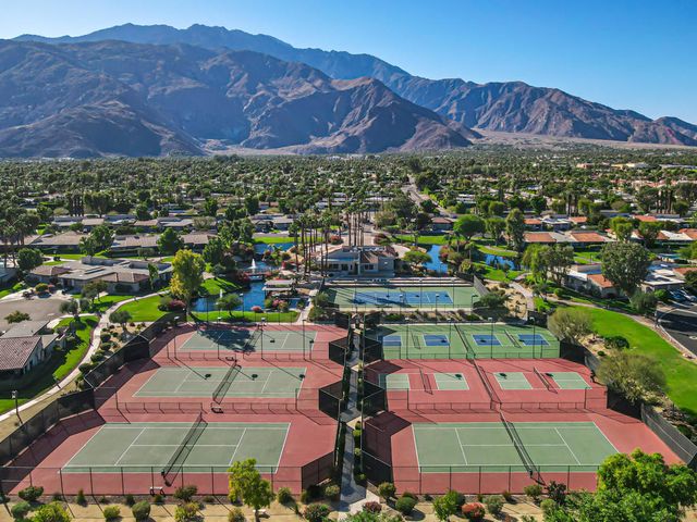 1249 Trofeo Circle, Palm Springs, CA 92262