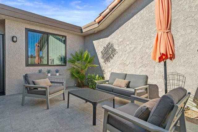 1249 Trofeo Circle, Palm Springs, CA 92262