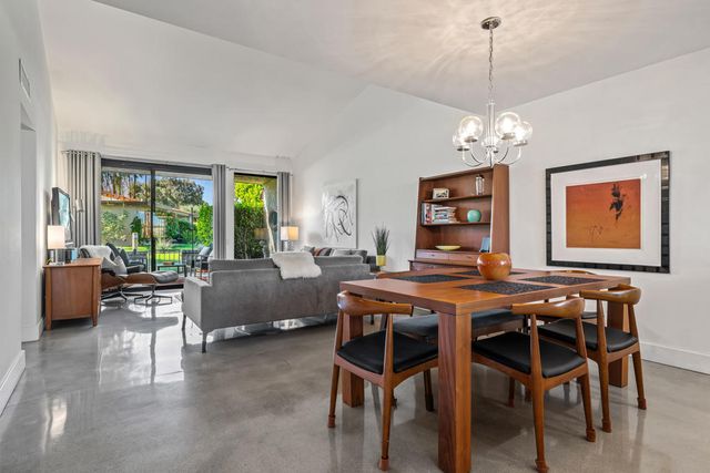 1249 Trofeo Circle, Palm Springs, CA 92262