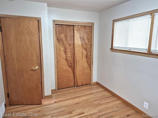 13688 Commonwealth Street, Southgate, MI 48195
