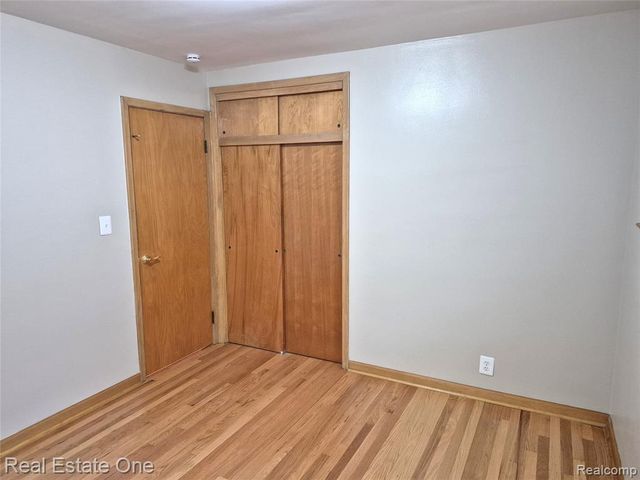13688 Commonwealth Street, Southgate, MI 48195