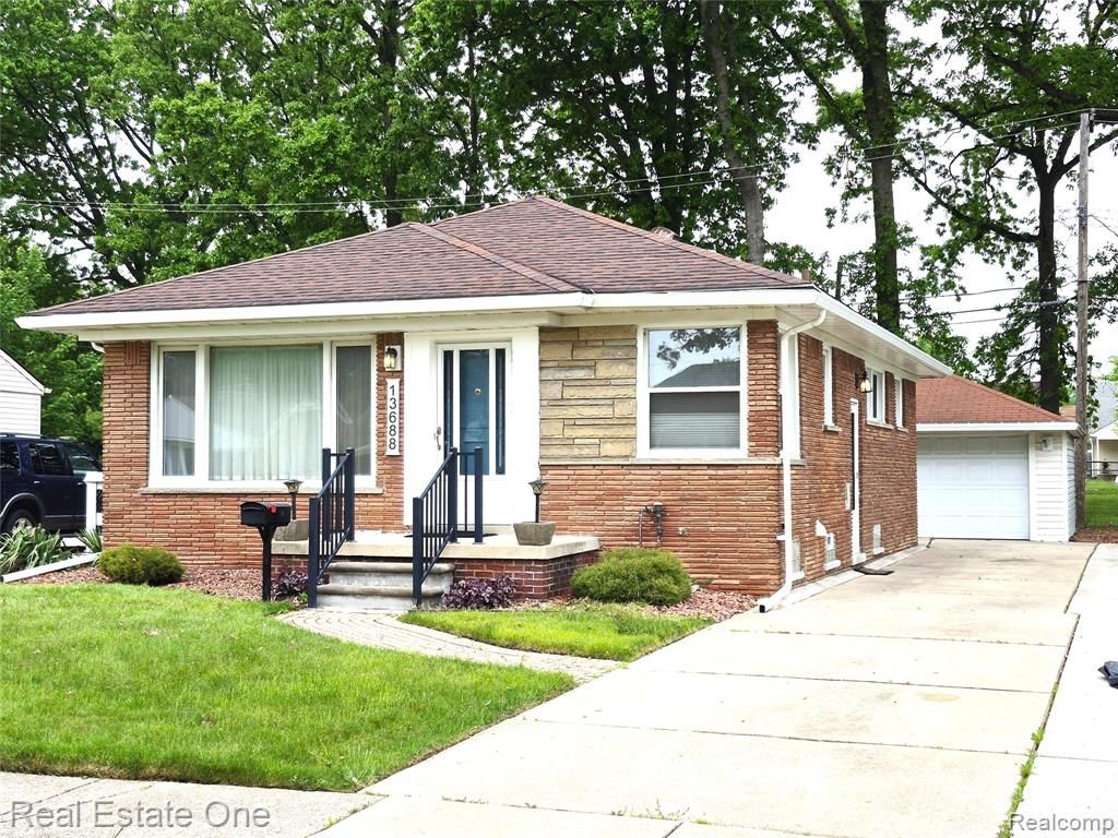 13688 Commonwealth Street, Southgate, MI 48195