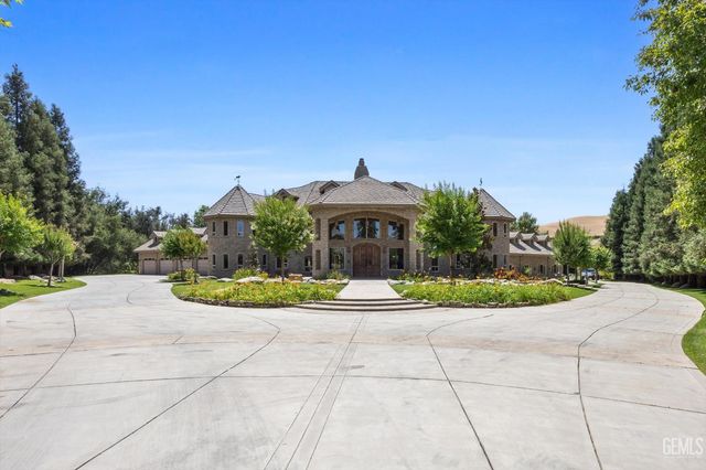 15009 Yokuts Lane, Bakersfield, CA 93306