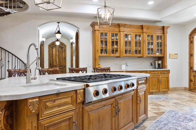15009 Yokuts Lane, Bakersfield, CA 93306