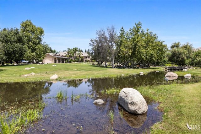 15009 Yokuts Lane, Bakersfield, CA 93306