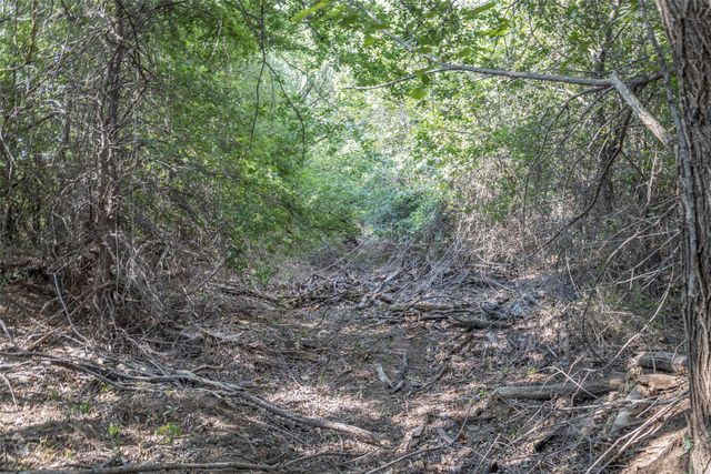 401 Dixon Road, Annetta North, TX 76008
