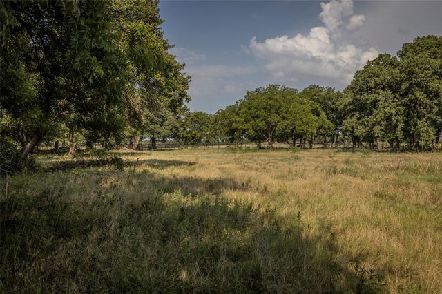 401 Dixon Road, Annetta North, TX 76008