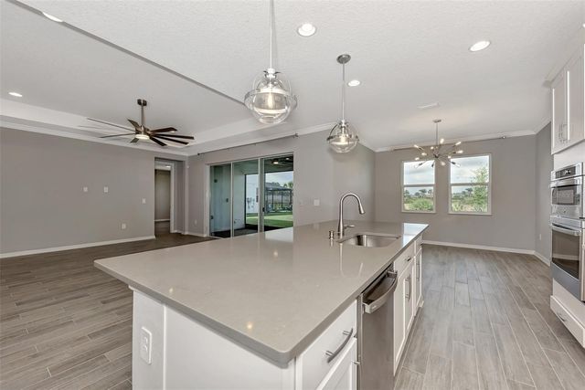 5825 MILLENNIUM SILVER COURT, Sarasota, FL 34238