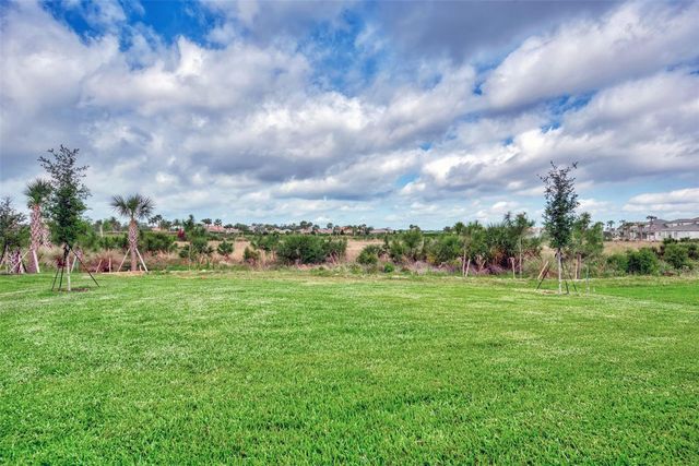 5825 MILLENNIUM SILVER COURT, Sarasota, FL 34238