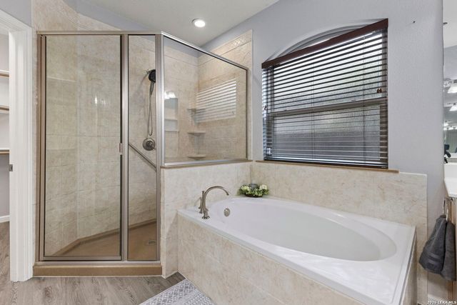 15314 FALL PLACE DR, San Antonio, TX 78247